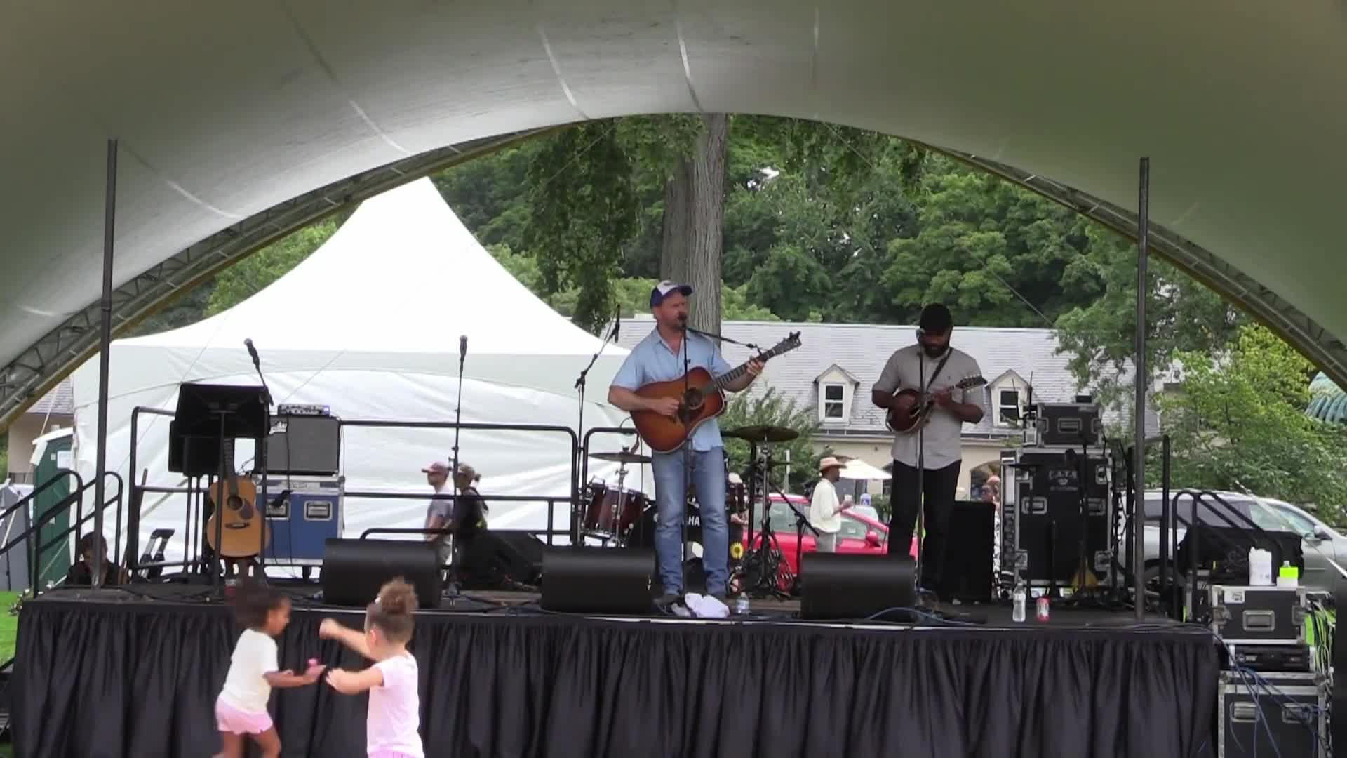 Thumbnail image for River Roots 24 JM CLIFFORD band